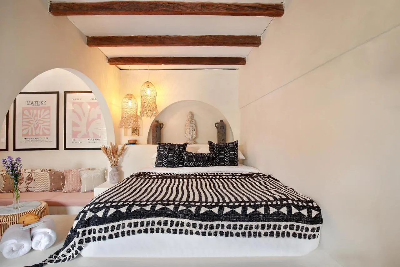 Seminyak Beach Bungalow Studio Villa 1 With Private Pool Sbb1