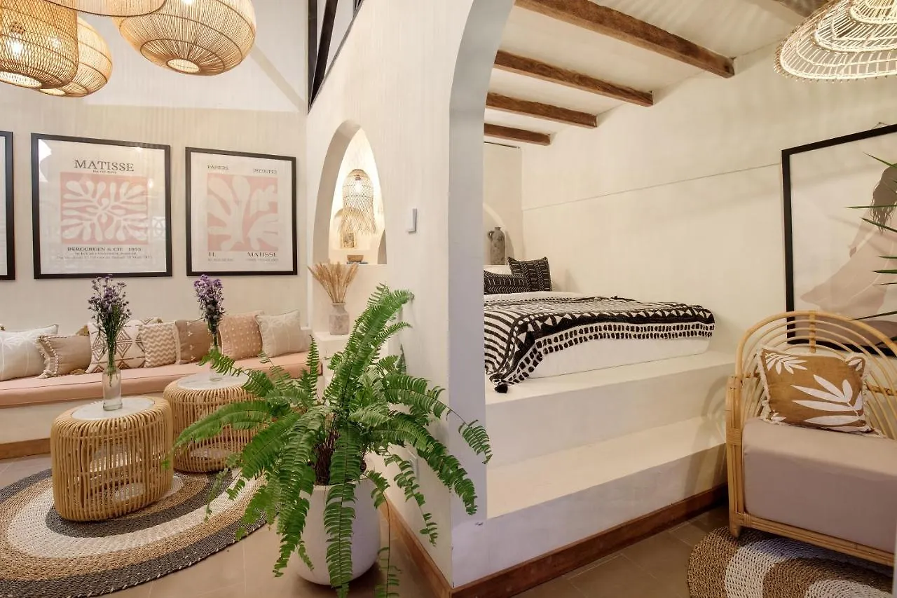 Seminyak Beach Bungalow Studio Villa 1 With Private Pool Sbb1 Indonesien