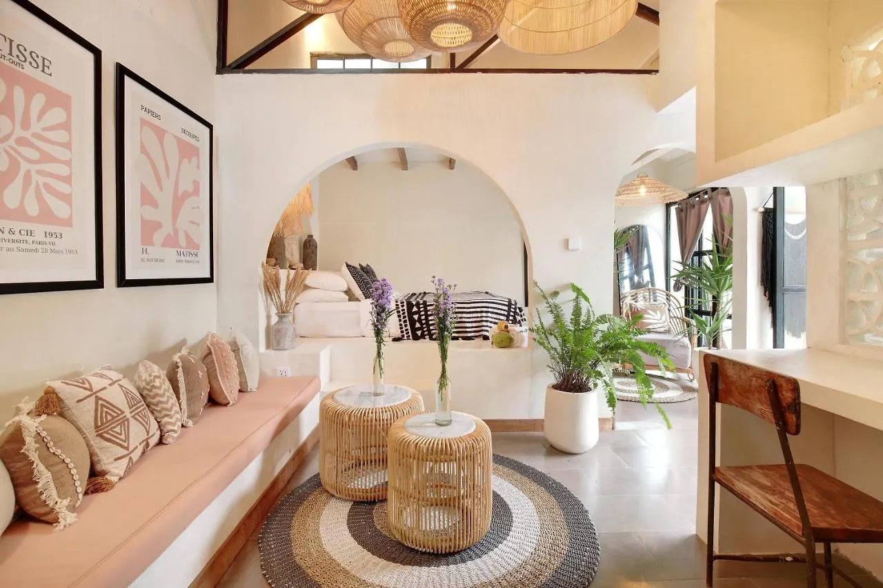 Seminyak Beach Bungalow Studio Villa 1 With Private Pool Sbb1 0*,  Indonesien